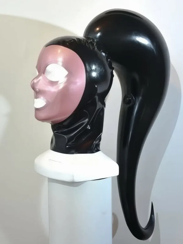 Latex mask with inflatable ponytail - Image 2