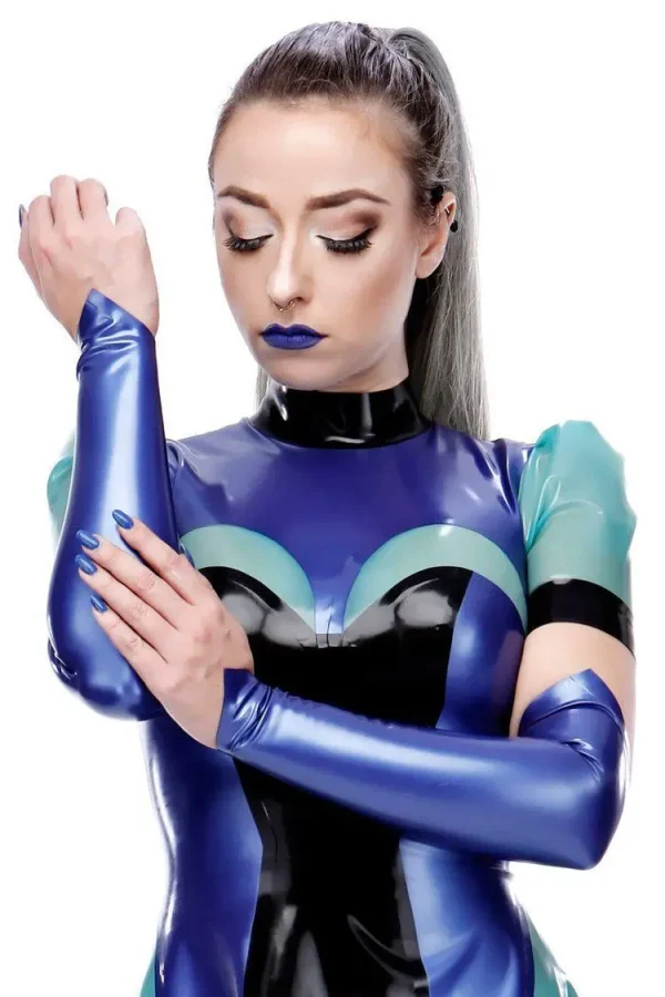 Adele Latex Gauntlets - Image 2